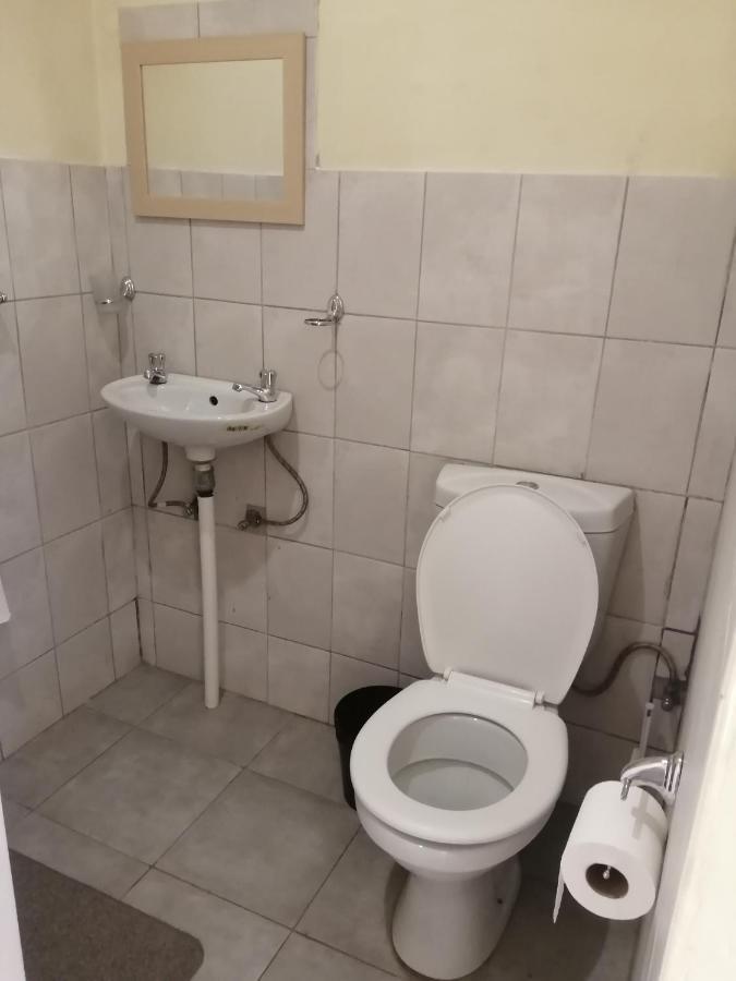 Bambi Lodge Grootfontein Luaran gambar