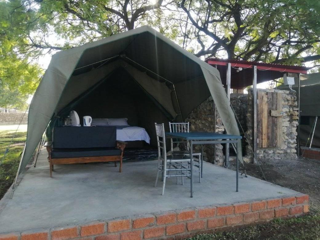 Bambi Lodge Grootfontein Luaran gambar